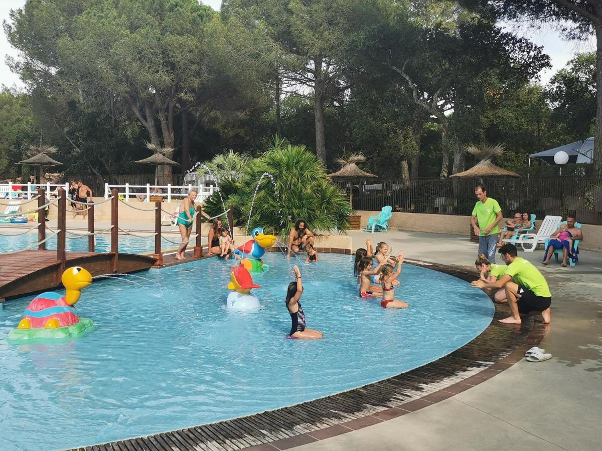 רוקברון-סור-ארז'נס Mobile Home 6-Pers Camping Lei Suves-Cotes D'Azur-Including Airco מראה חיצוני תמונה